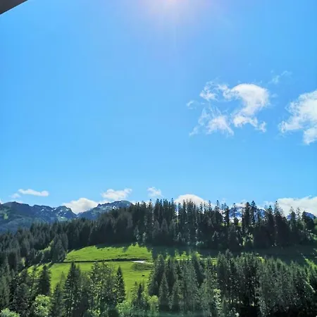 Ferienwohnung ''alpenluft'' In Zweisimmen, Natur-pur Appartement *